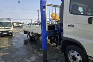 サムネイル: 平成23年　日野　レンジャー　４トン５段クレーン　ロングジャッキ　フックイン・ラジコン付（車検令和８年12月）