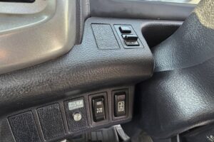 サムネイル: 平成23年　日野　レンジャー　４トン５段クレーン　ロングジャッキ　フックイン・ラジコン付（車検令和８年12月）