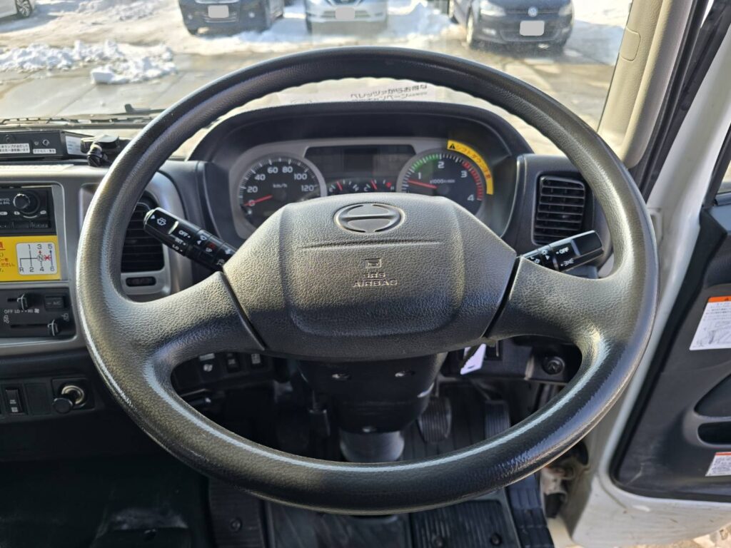 平成23年　日野　レンジャー　４トン５段クレーン　ロングジャッキ　フックイン・ラジコン付（車検令和８年12月）