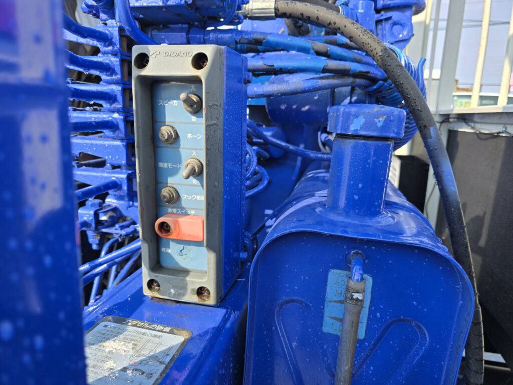 平成23年　日野　レンジャー　４トン５段クレーン　ロングジャッキ　フックイン・ラジコン付（車検令和８年12月）