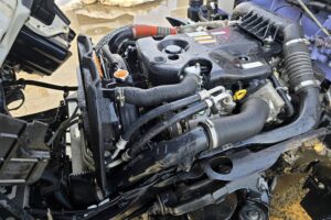 サムネイル: 平成20年　いすゞ　エルフ　２トン５段クレーン　フックイン・ラジコン付（車検1年付）