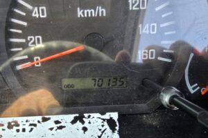 サムネイル: 平成20年　いすゞ　エルフ　２トン５段クレーン　フックイン・ラジコン付（車検1年付）