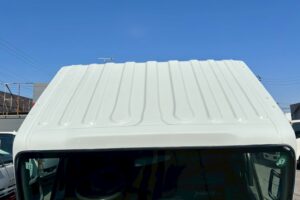 サムネイル: 平成25年　いすゞ　エルフ　２トン３段クレーンロング　フックイン（車検１年付）