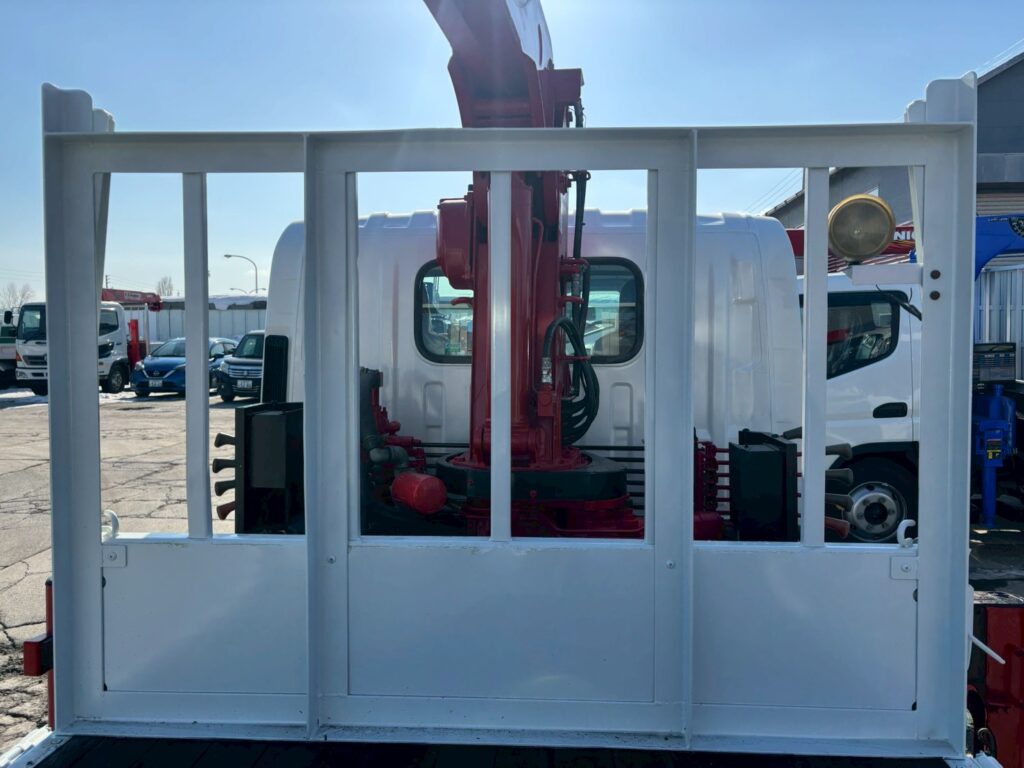 平成25年　いすゞ　エルフ　２トン３段クレーンロング　フックイン（車検１年付）