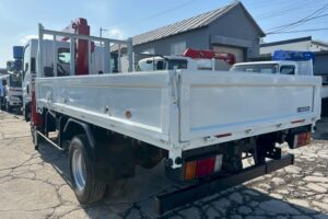 サムネイル: 平成25年　いすゞ　エルフ　２トン３段クレーンロング　フックイン（車検１年付）