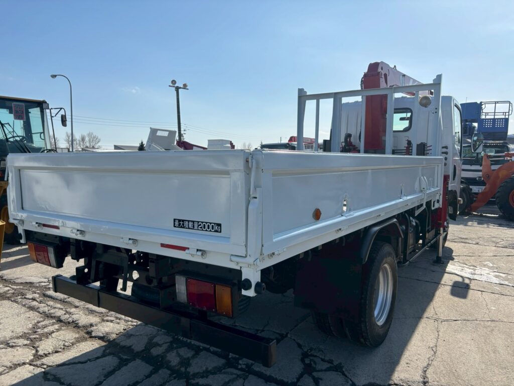 平成25年　いすゞ　エルフ　２トン３段クレーンロング　フックイン（車検１年付）