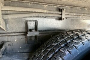 サムネイル: 【高所作業車】平成20年式日野デュトロ　スチールバケット【12mブーム】★札幌・江別・旭川・北見・釧路どこでも全国対応可能です！お問合せは北見店へ～TEL0157-57-7166～