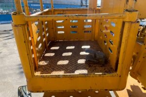 サムネイル: 【高所作業車】平成20年式日野デュトロ　スチールバケット【12mブーム】★札幌・江別・旭川・北見・釧路どこでも全国対応可能です！お問合せは北見店へ～TEL0157-57-7166～