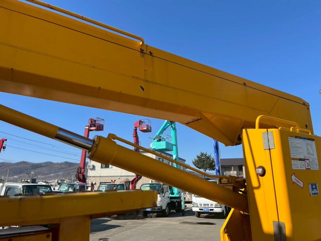 【高所作業車】平成20年式日野デュトロ　スチールバケット【12mブーム】★札幌・江別・旭川・北見・釧路どこでも全国対応可能です！お問合せは北見店へ～TEL0157-57-7166～