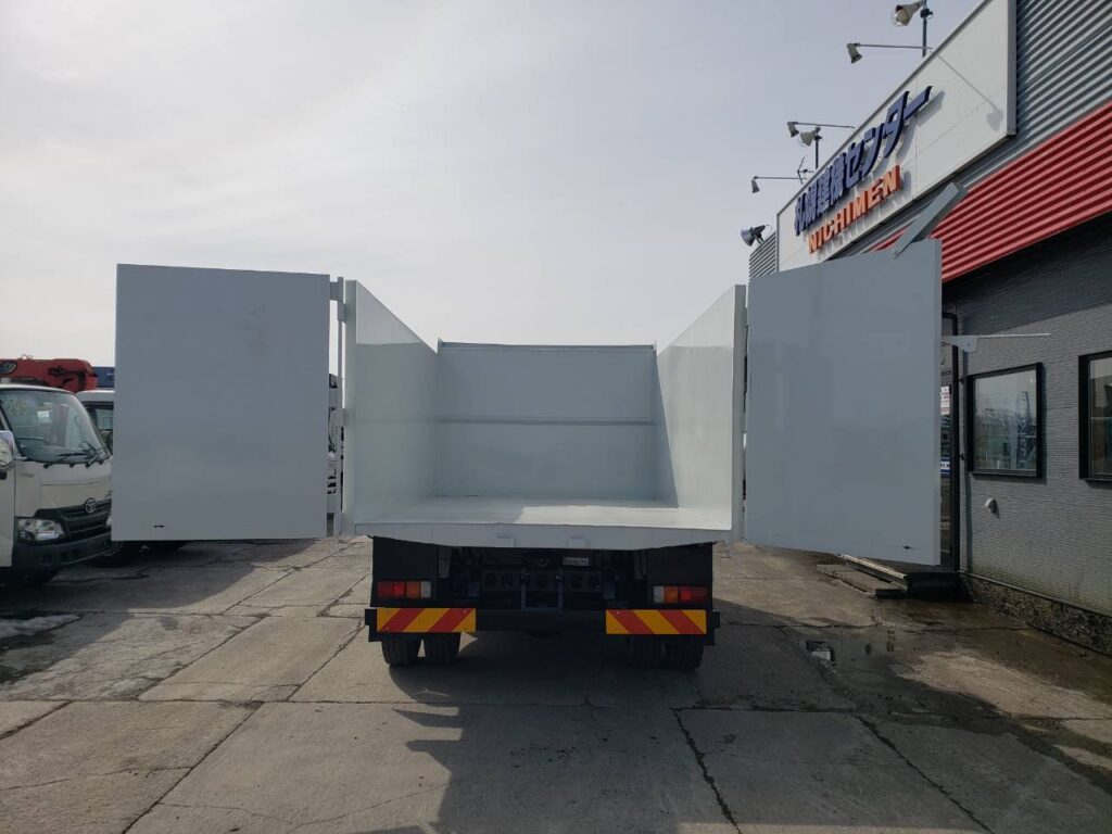 平成24年　いすゞ　フォワード　４トン深ダンプ　土砂禁（車検令和９年１月）