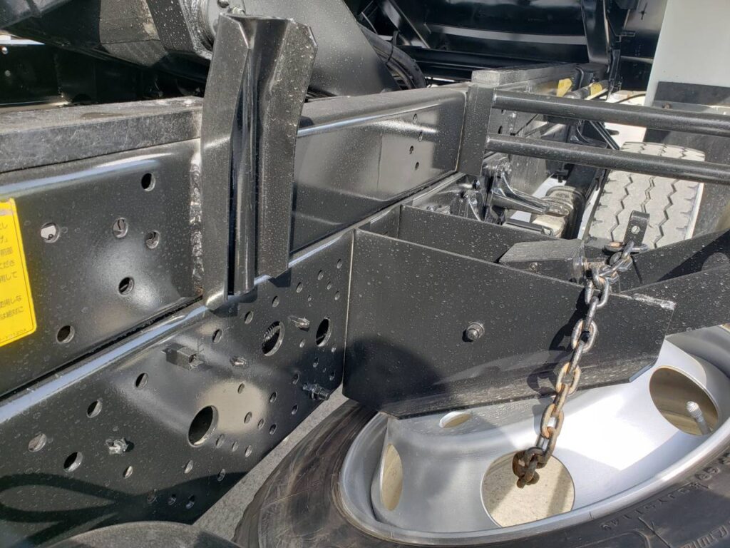 平成24年　いすゞ　フォワード　４トン深ダンプ　土砂禁（車検令和９年１月）