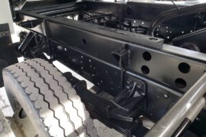 サムネイル: 平成24年　いすゞ　フォワード　４トン深ダンプ　土砂禁（車検令和９年１月）