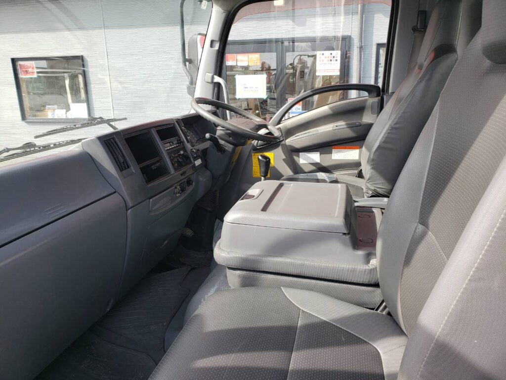 平成24年　いすゞ　フォワード　４トン深ダンプ　土砂禁（車検令和９年１月）