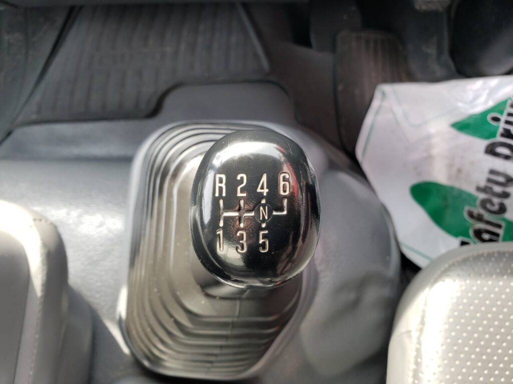 平成24年　いすゞ　フォワード　４トン深ダンプ　土砂禁（車検令和９年１月）