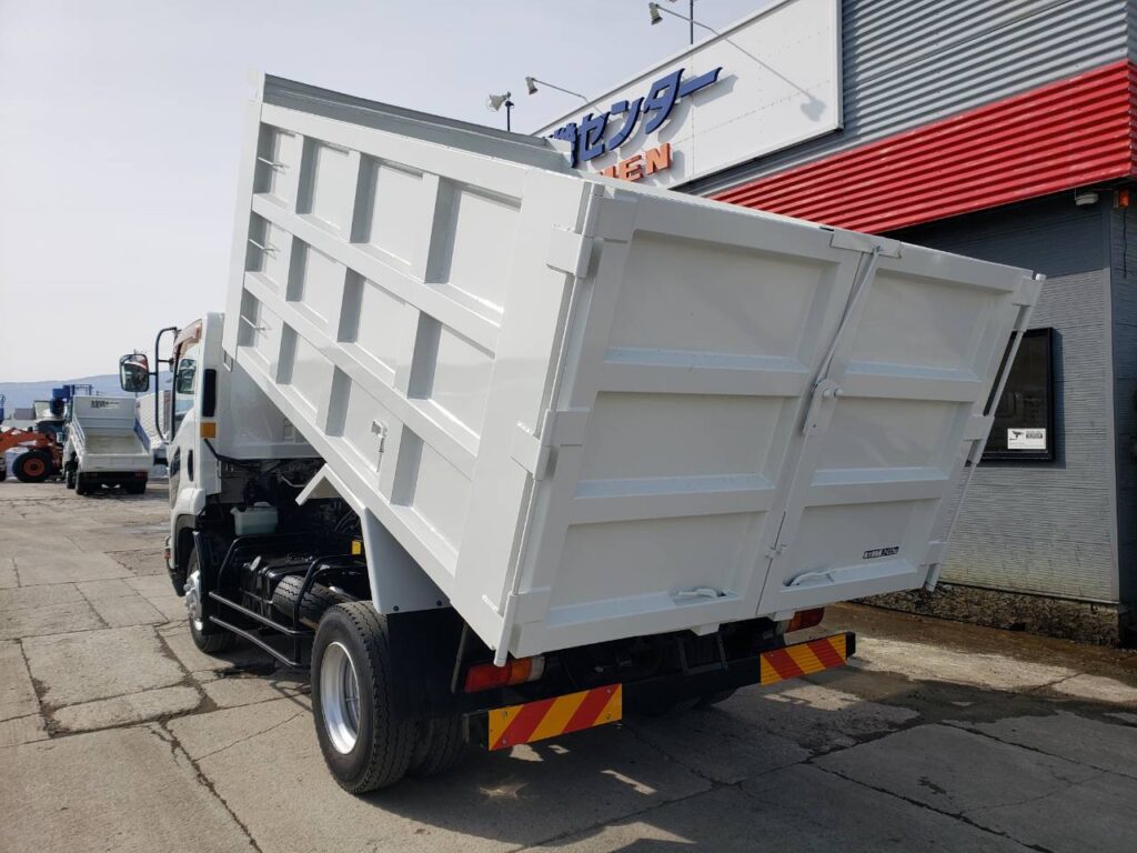 平成24年　いすゞ　フォワード　４トン深ダンプ　土砂禁（車検令和９年１月）