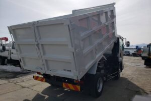 サムネイル: 平成24年　いすゞ　フォワード　４トン深ダンプ　土砂禁（車検令和９年１月）