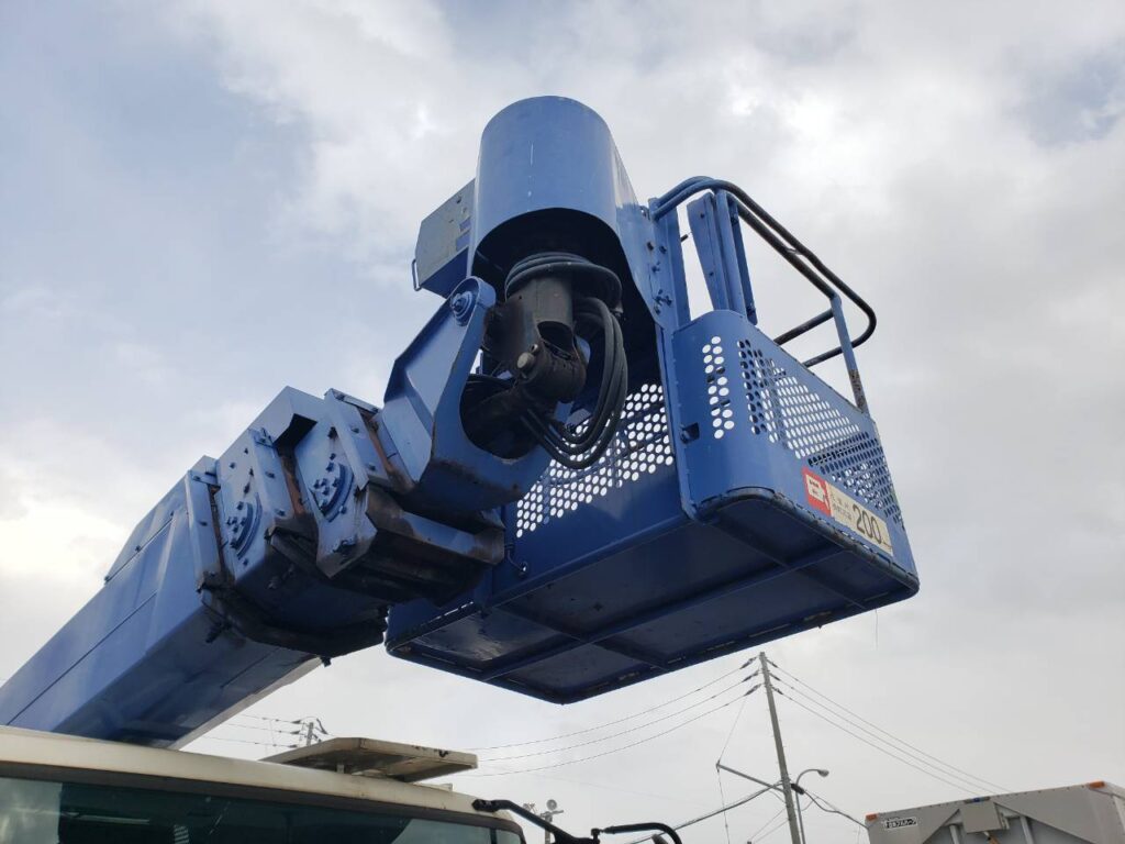 《入庫！》平成23年　日野　レンジャー27ｍ高所作業車　スチールバケット（車検2年付）