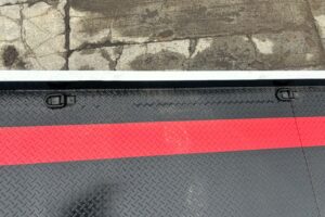 サムネイル: 平成23年　日野　レンジャー　４トンセーフティローダー　スライドボディ・ウィンチ・ラジコン付（車検１年付）