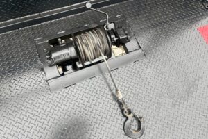 サムネイル: 平成23年　日野　レンジャー　４トンセーフティローダー　スライドボディ・ウィンチ・ラジコン付（車検１年付）