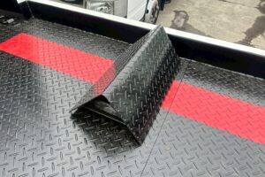 サムネイル: 平成23年　日野　レンジャー　４トンセーフティローダー　スライドボディ・ウィンチ・ラジコン付（車検１年付）