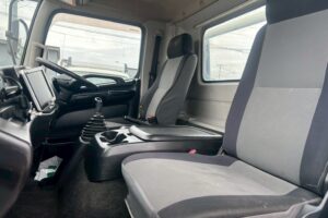 サムネイル: 平成23年　日野　レンジャー　４トンセーフティローダー　スライドボディ・ウィンチ・ラジコン付（車検１年付）