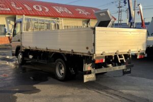 サムネイル: 平成26年　キャンター3トン平　ワイドロング　アルミアオリ　フル装備　車検1年付