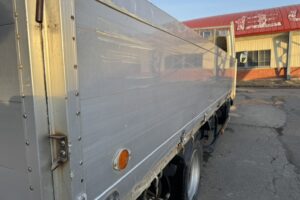 サムネイル: 平成26年　キャンター3トン平　ワイドロング　アルミアオリ　フル装備　車検1年付