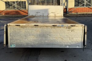 サムネイル: 平成26年　キャンター3トン平　ワイドロング　アルミアオリ　フル装備　車検1年付