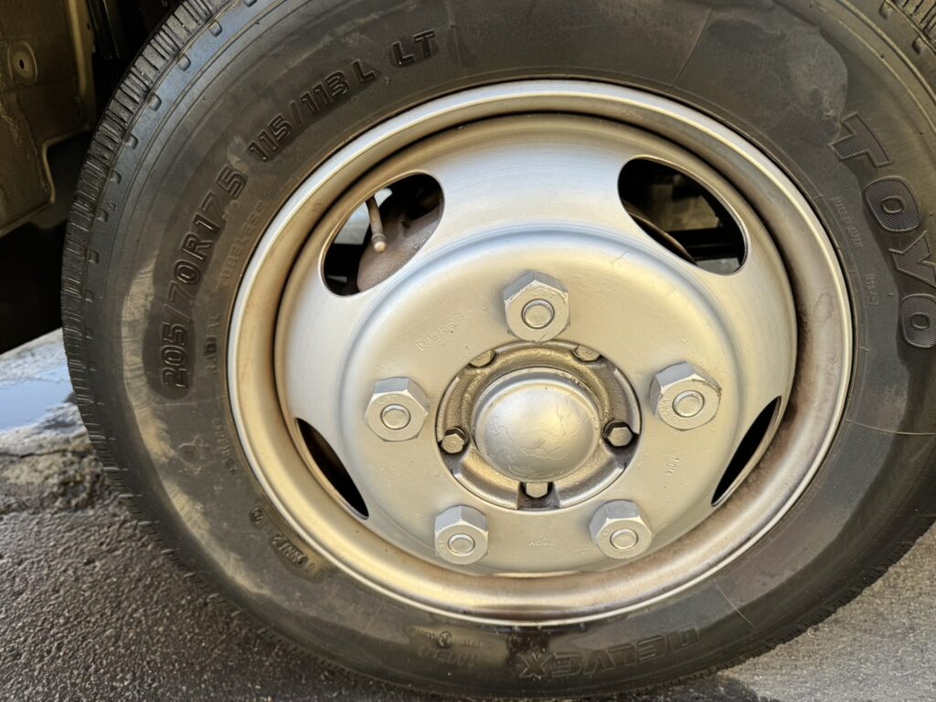 平成26年　キャンター3トン平　ワイドロング　アルミアオリ　フル装備　車検1年付