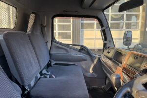 サムネイル: 平成26年　キャンター3トン平　ワイドロング　アルミアオリ　フル装備　車検1年付