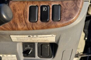 サムネイル: 平成26年　キャンター3トン平　ワイドロング　アルミアオリ　フル装備　車検1年付