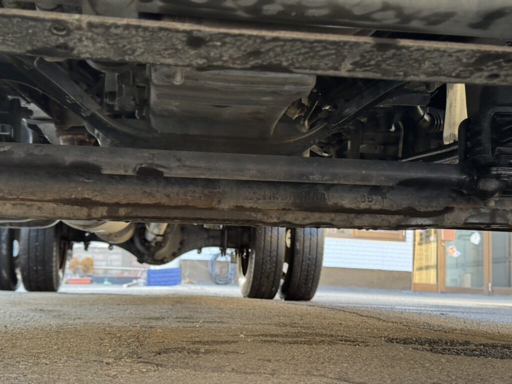 平成26年　キャンター3トン平　ワイドロング　アルミアオリ　フル装備　車検1年付