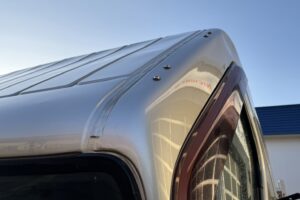 サムネイル: 平成26年　キャンター3トン平　ワイドロング　アルミアオリ　フル装備　車検1年付