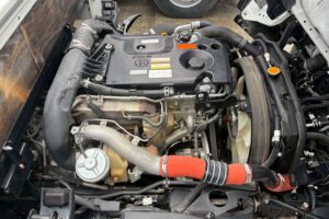 サムネイル: 令和1年　いすゞ　エルフ　1.5トン平　4WD　バックモニター・MTモード付AT（車検令和9年1月）