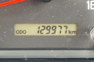 サムネイル: 令和1年　いすゞ　エルフ　1.5トン平　4WD　バックモニター・MTモード付AT（車検令和9年1月）