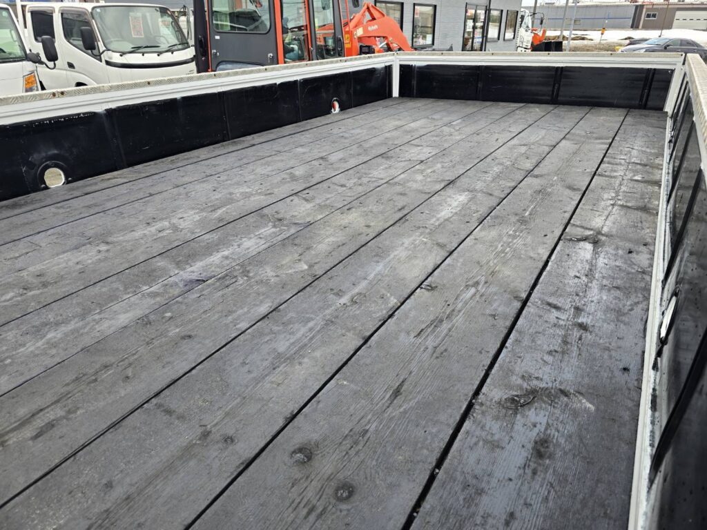 平成26年　いすゞ　フォワード　４トン４段クレーンロング　フックイン・ラジコン付（車検1年付）