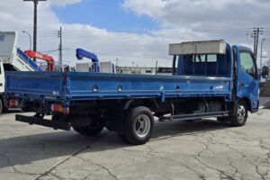 サムネイル: 平成27年　日野　デュトロ　２トン平　ワイド超ロング（車検1年付）