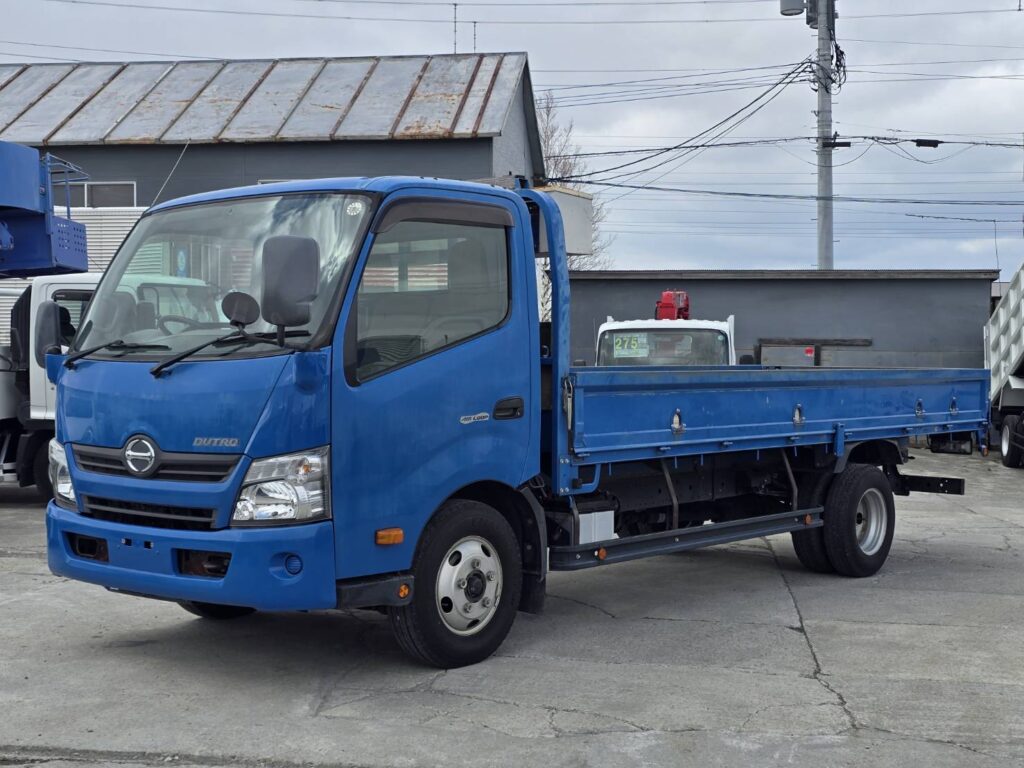 平成27年　日野　デュトロ　２トン平　ワイド超ロング（車検1年付）