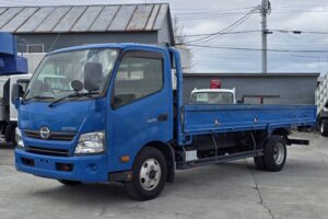 平成27年　日野　デュトロ　２トン平　ワイド超ロング（車検1年付）