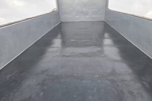 サムネイル: 平成26年　いすゞ　ギガ大型ダンプ　２デフ・ベッド・電動コボレーン（車検令和８年10月）