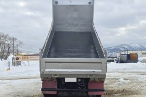 サムネイル: 平成26年　いすゞ　ギガ大型ダンプ　２デフ・ベッド・電動コボレーン（車検令和８年10月）