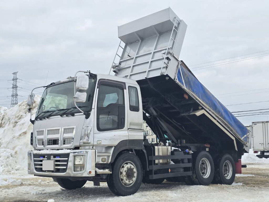 平成26年　いすゞ　ギガ大型ダンプ　２デフ・ベッド・電動コボレーン（車検令和８年10月）