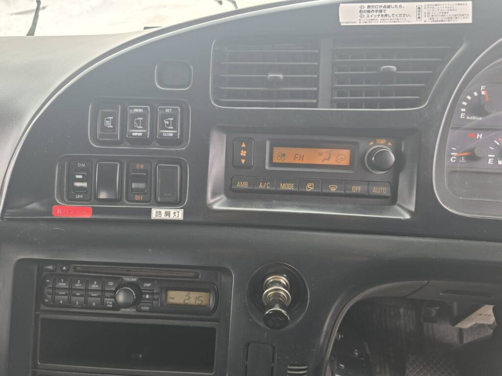 平成26年　いすゞ　ギガ大型ダンプ　２デフ・ベッド・電動コボレーン（車検令和８年10月）