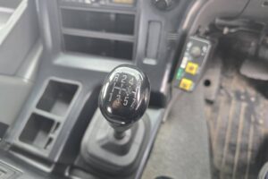 サムネイル: 平成26年　いすゞ　ギガ大型ダンプ　２デフ・ベッド・電動コボレーン（車検令和８年10月）