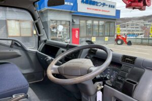 サムネイル: 【平成18年式】三菱キャンター3.5tクレーン付き平ボデー！【5段ブームラジコン付き】車検令和8年11月 札幌・江別・旭川・北見・釧路どこでも全国対応可能です！【お問い合わせは北見店へ～TEL0157-57-7166～】