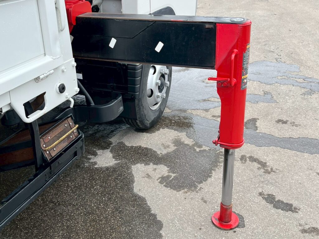 【平成18年式】三菱キャンター3.5tクレーン付き平ボデー！【5段ブームラジコン付き】車検令和8年11月 札幌・江別・旭川・北見・釧路どこでも全国対応可能です！【お問い合わせは北見店へ～TEL0157-57-7166～】