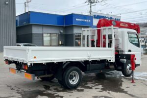 サムネイル: 【平成18年式】三菱キャンター3.5tクレーン付き平ボデー！【5段ブームラジコン付き】車検令和8年11月 札幌・江別・旭川・北見・釧路どこでも全国対応可能です！【お問い合わせは北見店へ～TEL0157-57-7166～】