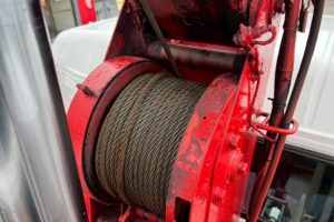 サムネイル: 【平成18年式】三菱キャンター3.5tクレーン付き平ボデー！【5段ブームラジコン付き】車検令和8年11月 札幌・江別・旭川・北見・釧路どこでも全国対応可能です！【お問い合わせは北見店へ～TEL0157-57-7166～】