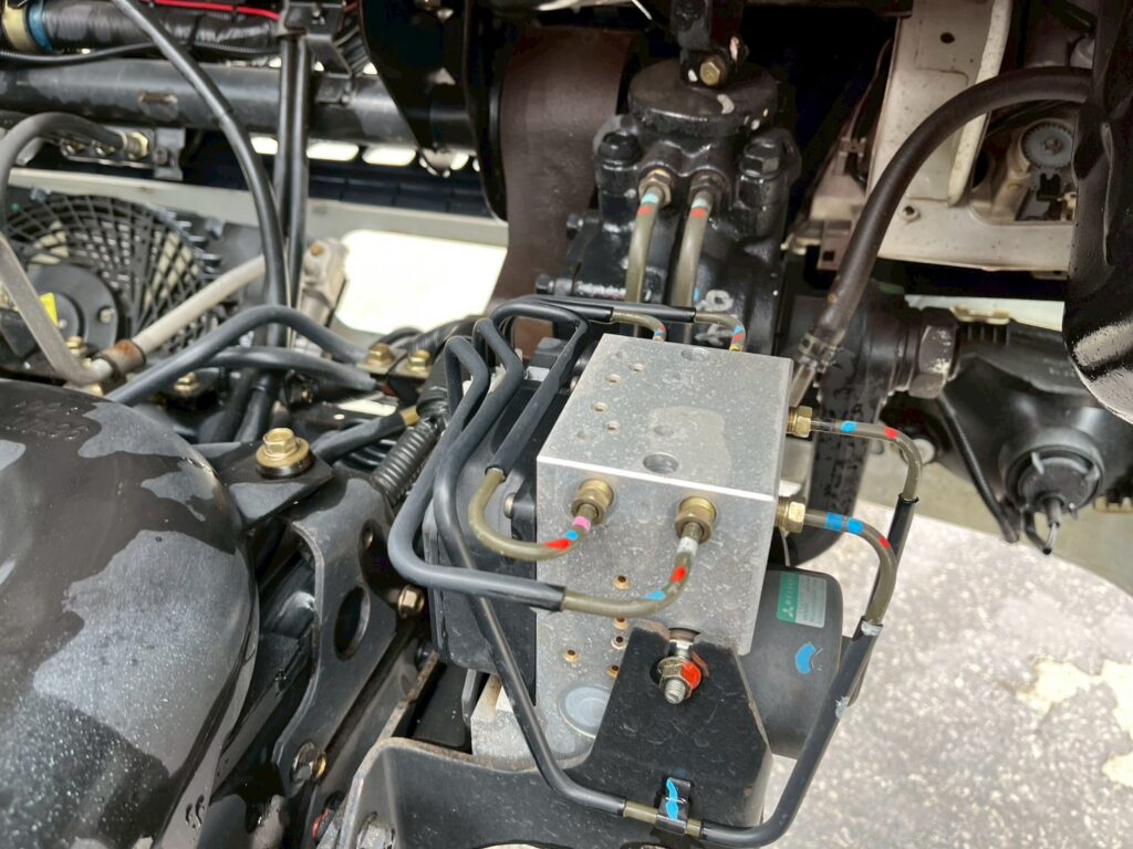 【平成18年式】三菱キャンター3.5tクレーン付き平ボデー！【5段ブームラジコン付き】車検令和8年11月 札幌・江別・旭川・北見・釧路どこでも全国対応可能です！【お問い合わせは北見店へ～TEL0157-57-7166～】