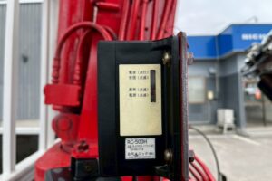 サムネイル: 【平成18年式】三菱キャンター3.5tクレーン付き平ボデー！【5段ブームラジコン付き】車検令和8年11月 札幌・江別・旭川・北見・釧路どこでも全国対応可能です！【お問い合わせは北見店へ～TEL0157-57-7166～】